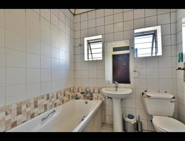 4 BEDROOM HOUSE FOR SALE IN LINDBERGH PARK